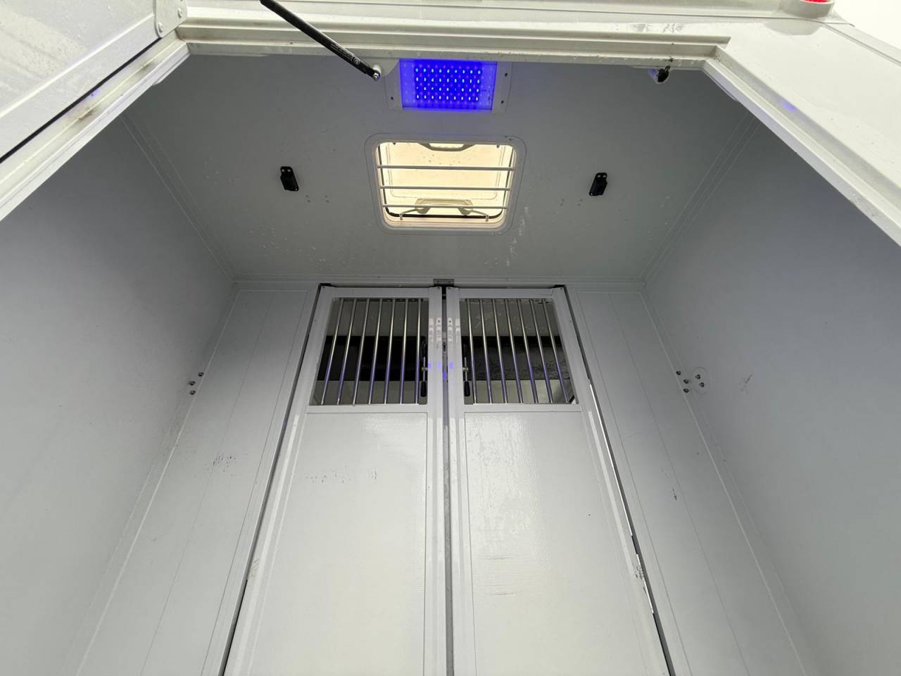 VL MTM FILOVAN MASTER STALLE 165 CH 3P-GARANTIE - VENDU