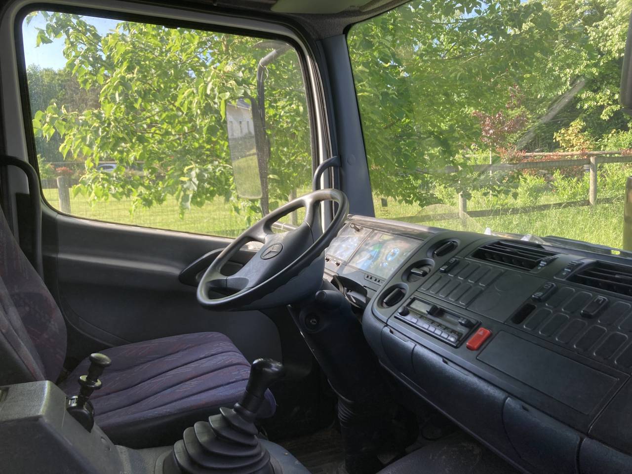 Mercedes Atego 4/5 chevaux 