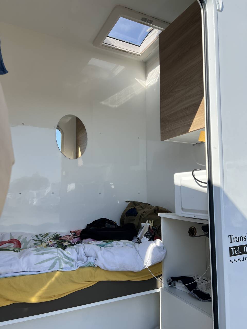 VL 2 chevaux neuf 170 ch 8000 kms unique avec appart