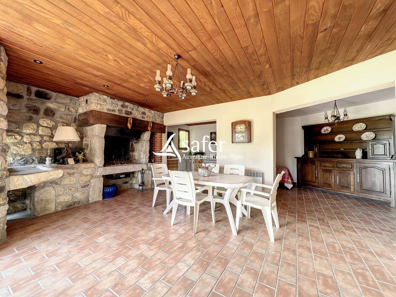 Propri&eacute;t&eacute; de prestige au coeur d'un haras sur 1,30 ha