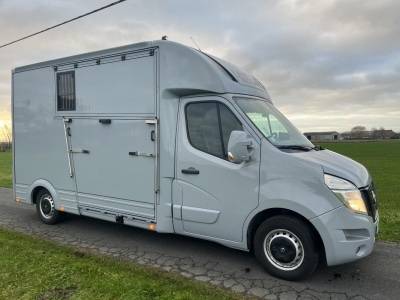 Camionette 2 chevaux à vendre