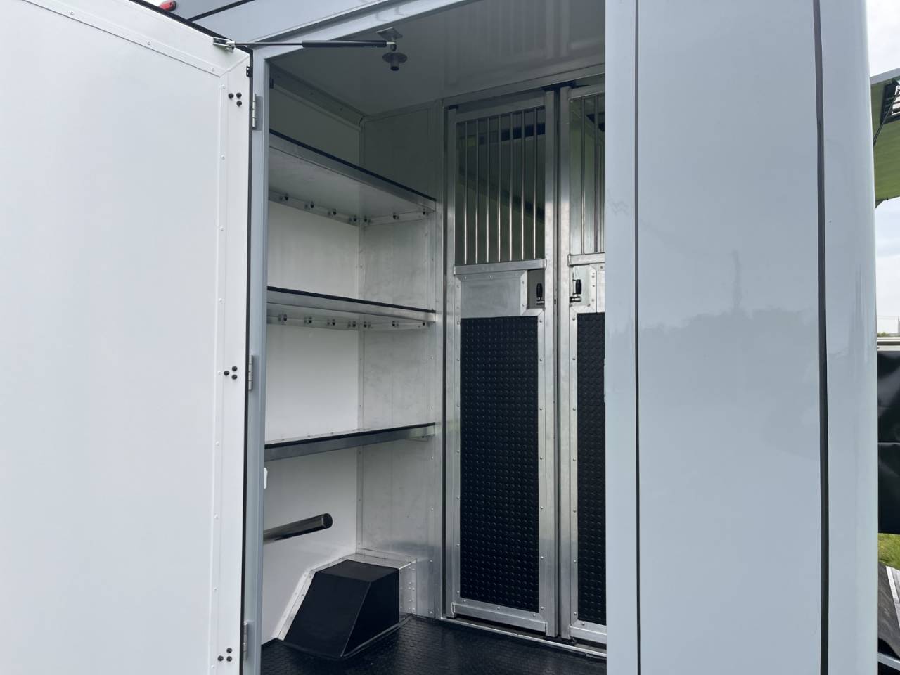 Camionette 2 chevaux à vendre