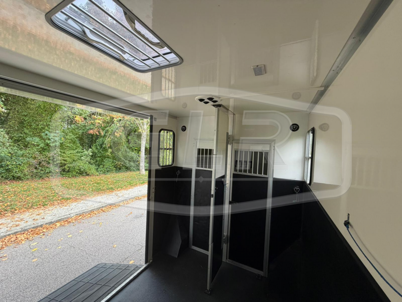 RENAULT MASTER 4 – 2023 - 165CV - STALLE - 15 000KM