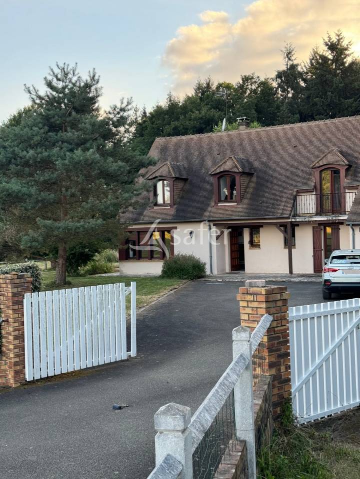 CENTRE D'ENTRAINEMENT TROTTEURS - 36ha groupés