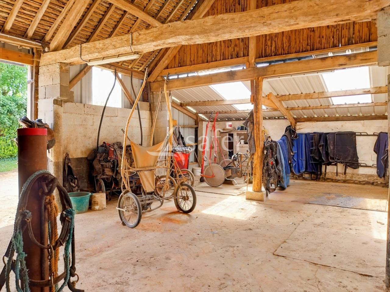 PROPRIETE COUP DE COEUR - CENTRE D'ENTRAINEMENT 32ha