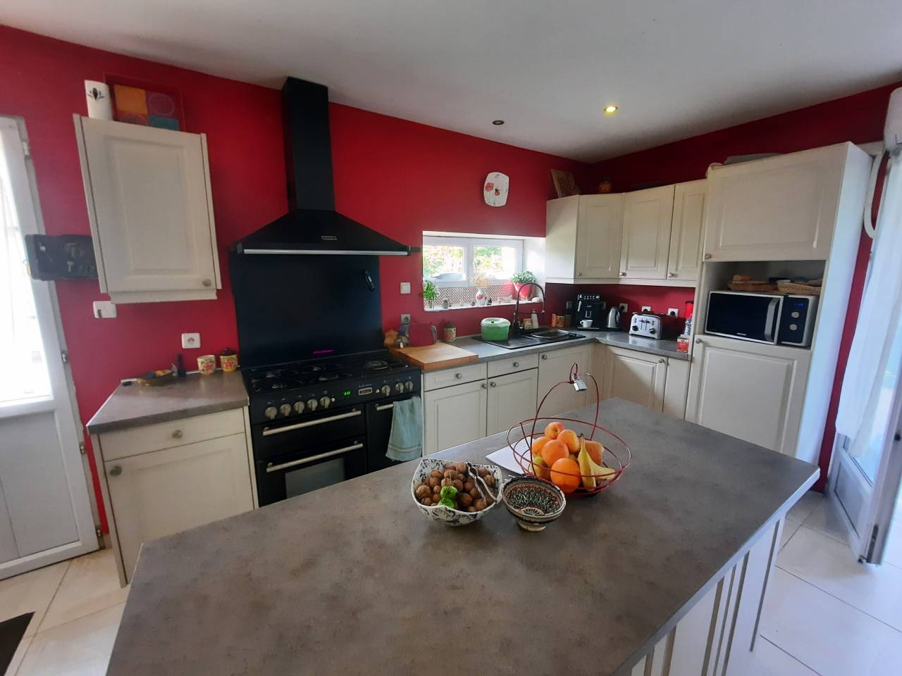 Propriété à vocation équestre à 15 mn de LA ROCHELLE