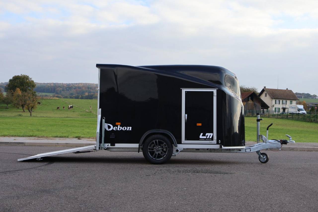 REMORQUE FOURGON DEBON CARGO 1300 - VENDU