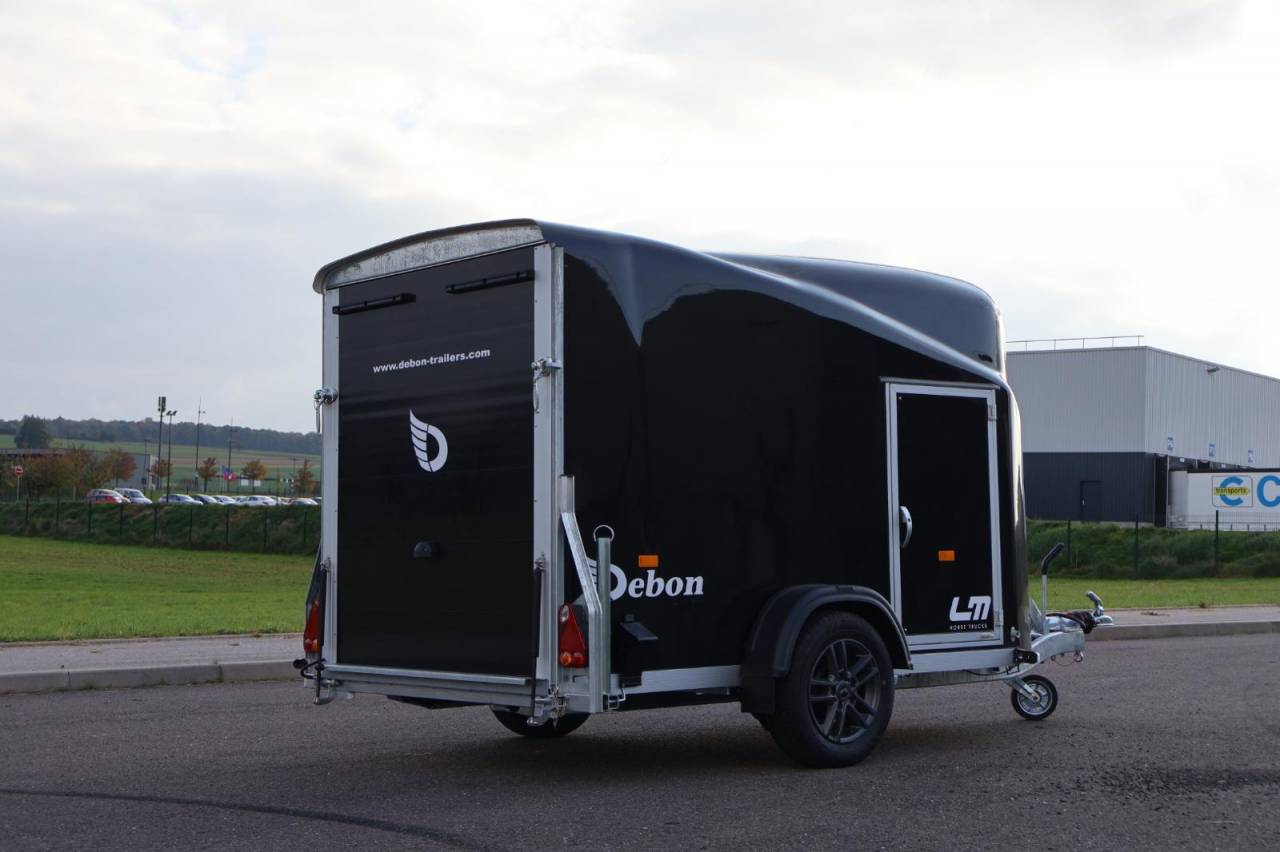 REMORQUE FOURGON DEBON CARGO 1300 - VENDU