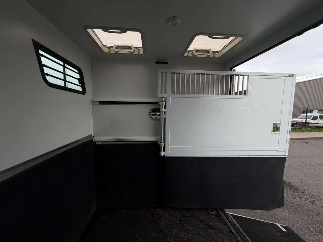 VL MASTER THEAULT PROTEO 5P STALLE SWITCH - VENDU