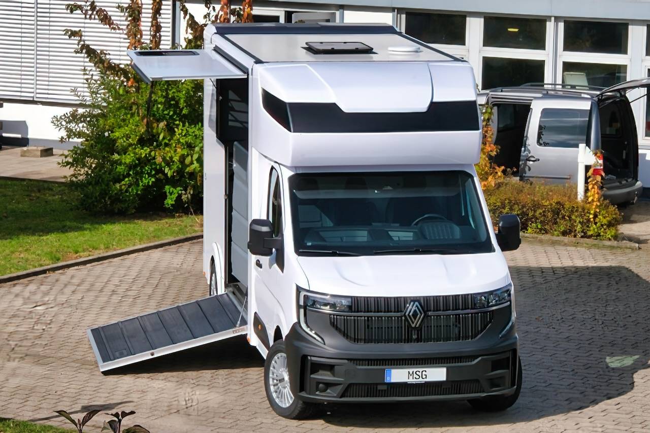 RENAULT MASTER Blue dCi 170 MSG STALLION LIGHT BOITE AUTOMATIQUE