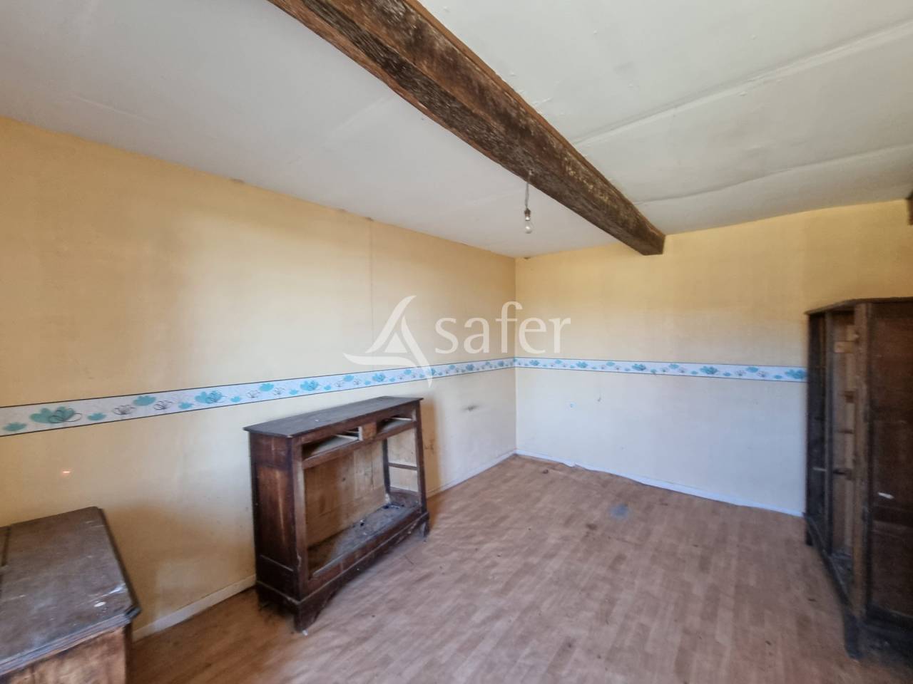 Maison et dépendances sur 9ha proche de Madiran