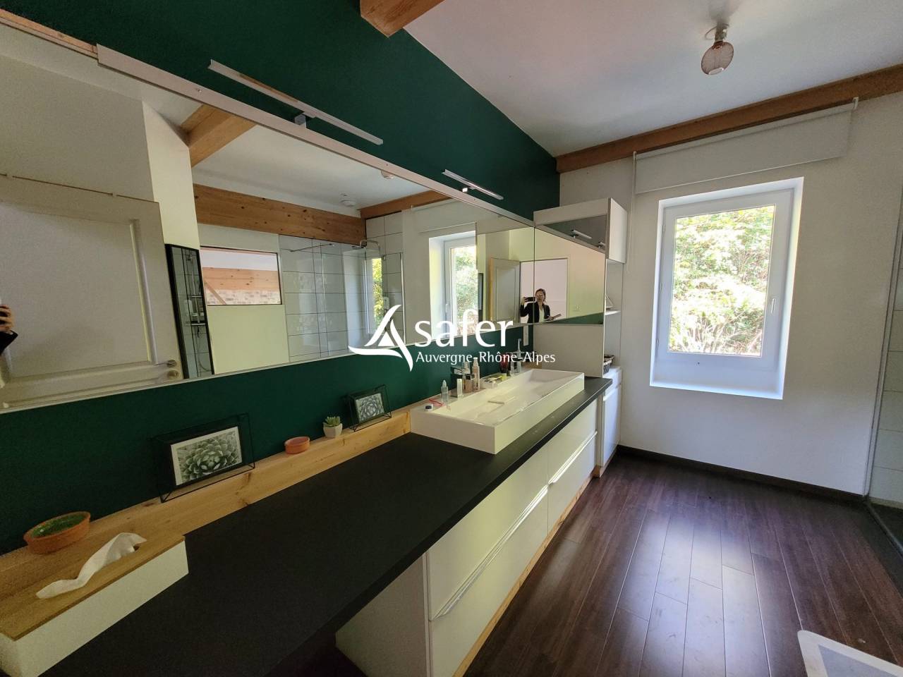 Propriété rurale en pierres de 2 habitations sur 4ha