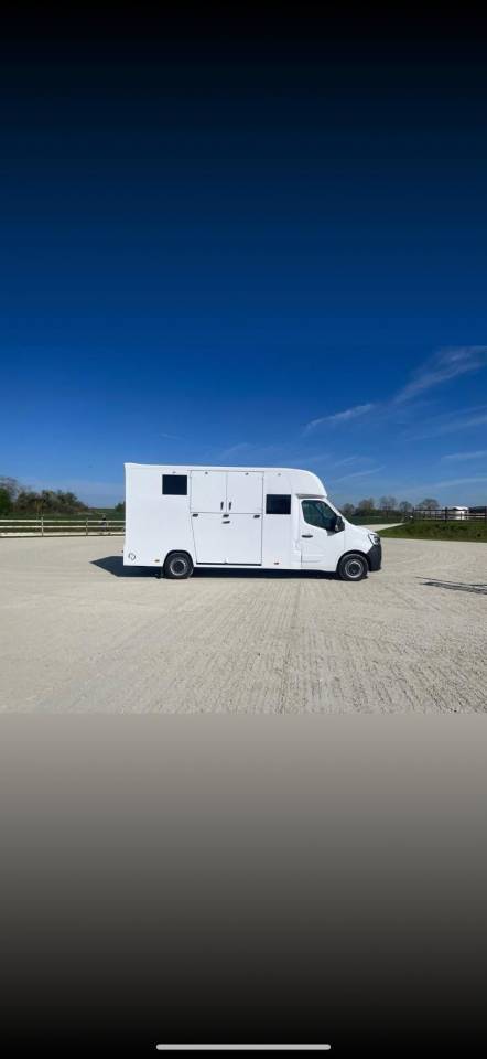 Renault Master Chardron Equinox