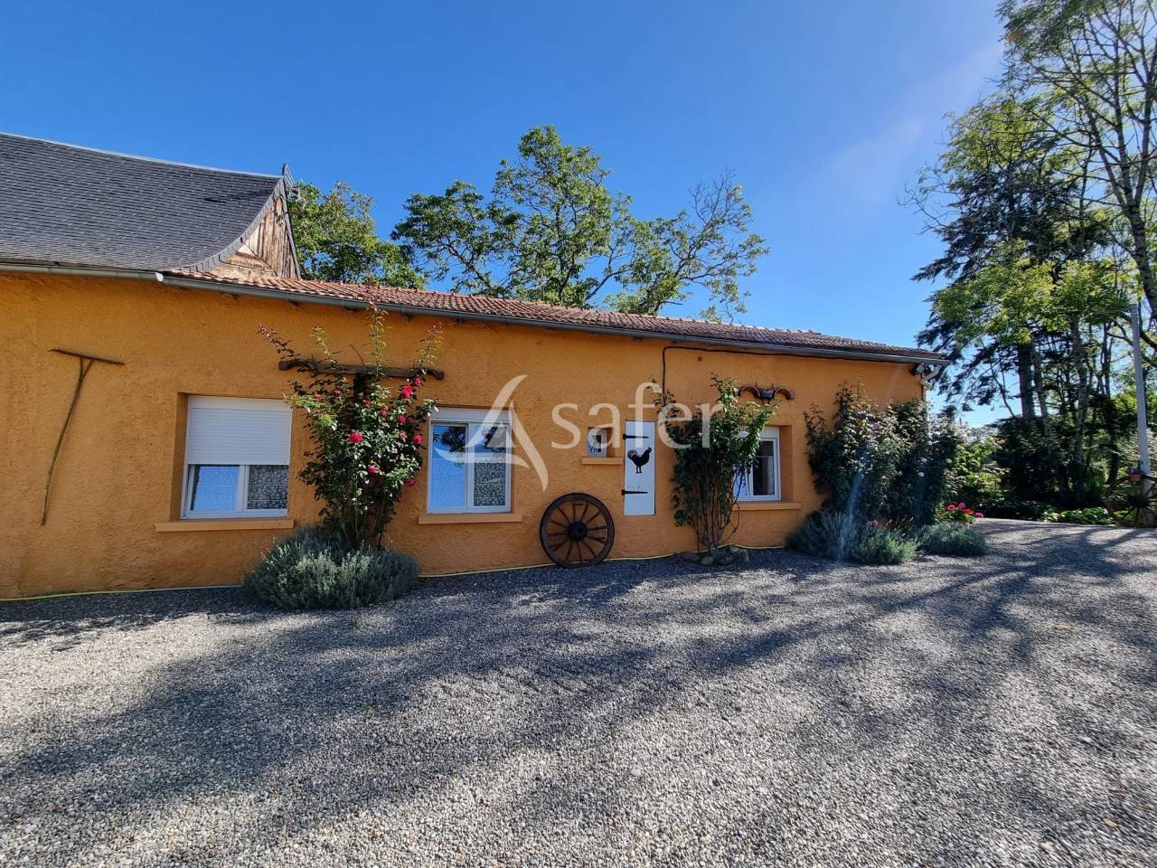 Maison avec Gite et 26 ha proche de Lannemezan
