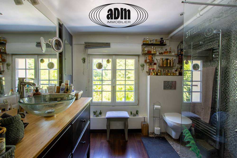 Moulin avec écurie et îles privées sur la Morin