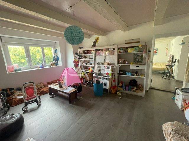 Ferme rénovée avec grange et dépendance - 2 ha 15 a 04 ca