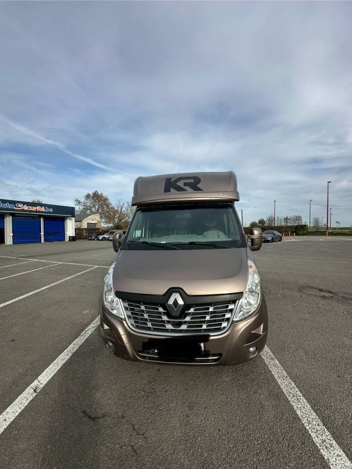 Camion 2 chevaux à vendre