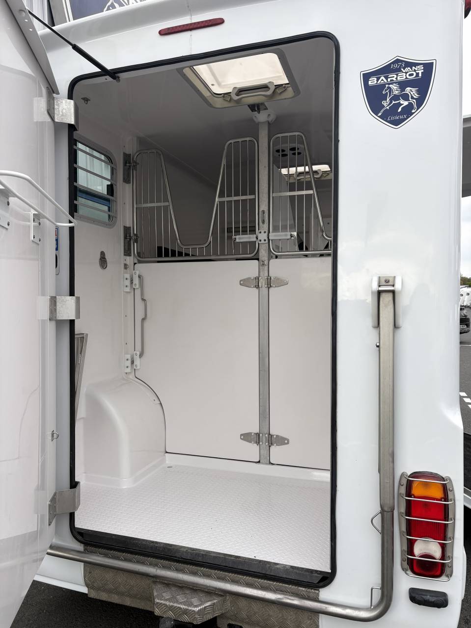 camion 2 chevaux BARBOT