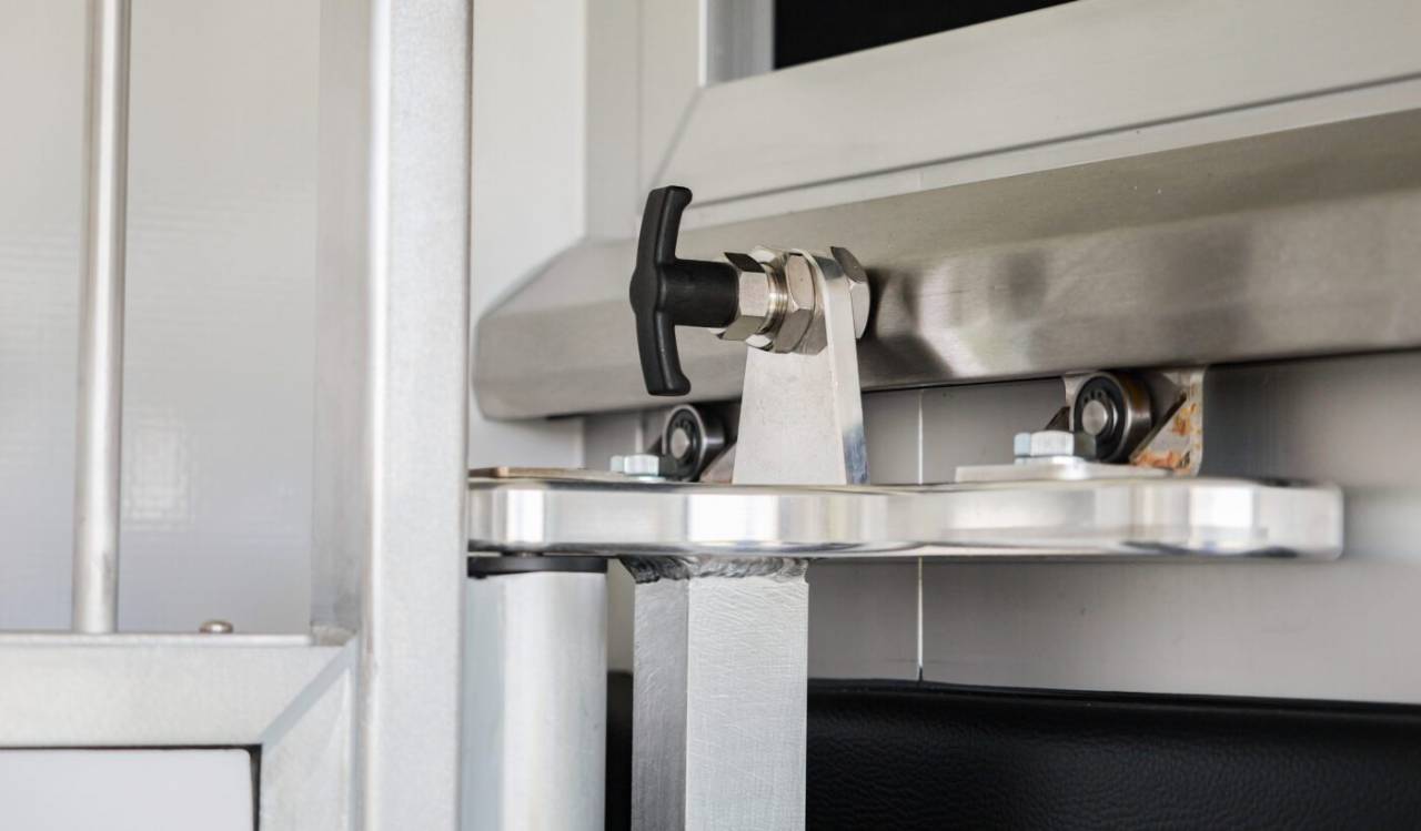 AKX STALLE BASE OPEL MOVANO 165 DCI 