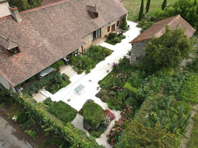 71 propriété  à vocation  équestre chambre d’hôtes