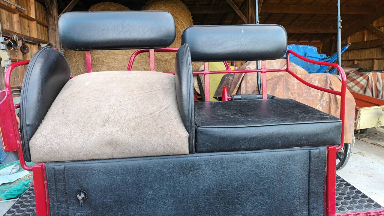 VOITURE D'ATTELAGE SEMI MARATHON