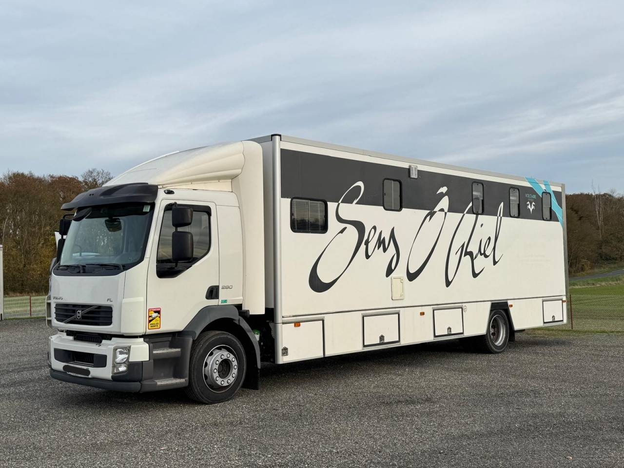 VOLVO 85000km 6 CHEVAUX - VENDU