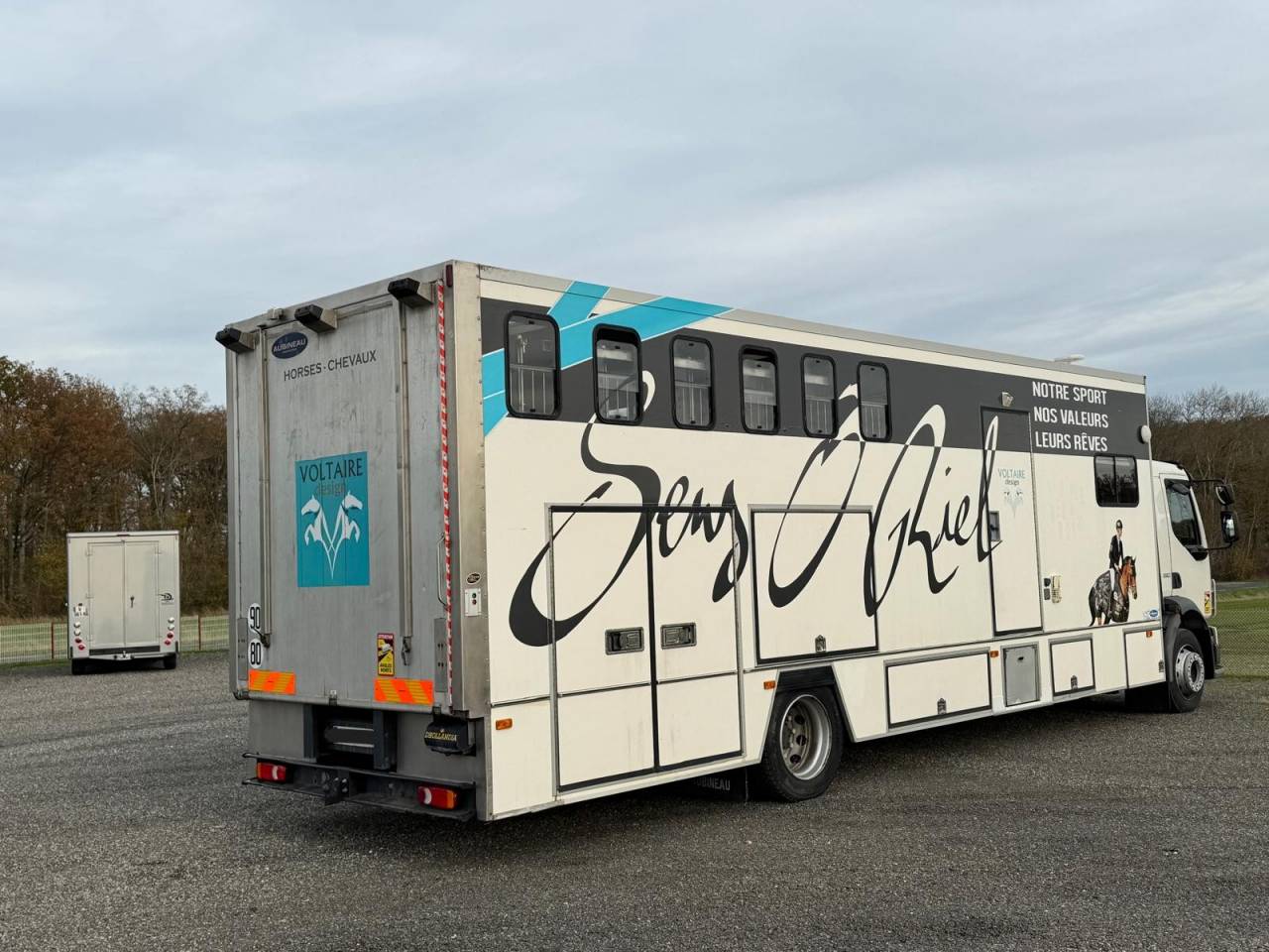 VOLVO 85000km 6 CHEVAUX - VENDU