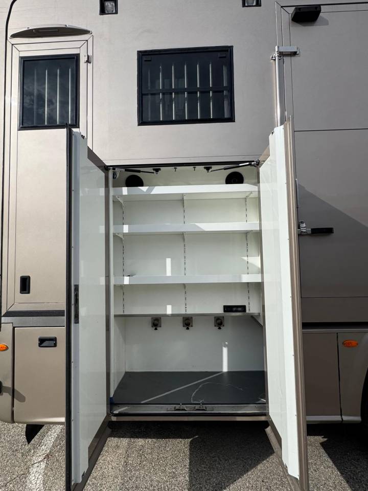 EQUIX MERCEDES 25/510 2 CHEVAUX