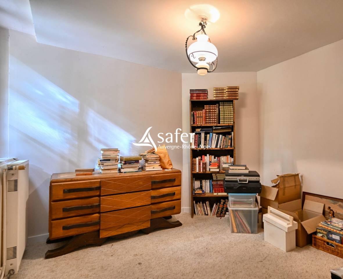 ANCIEN MOULIN AVEC HABITATION - MESSIMY