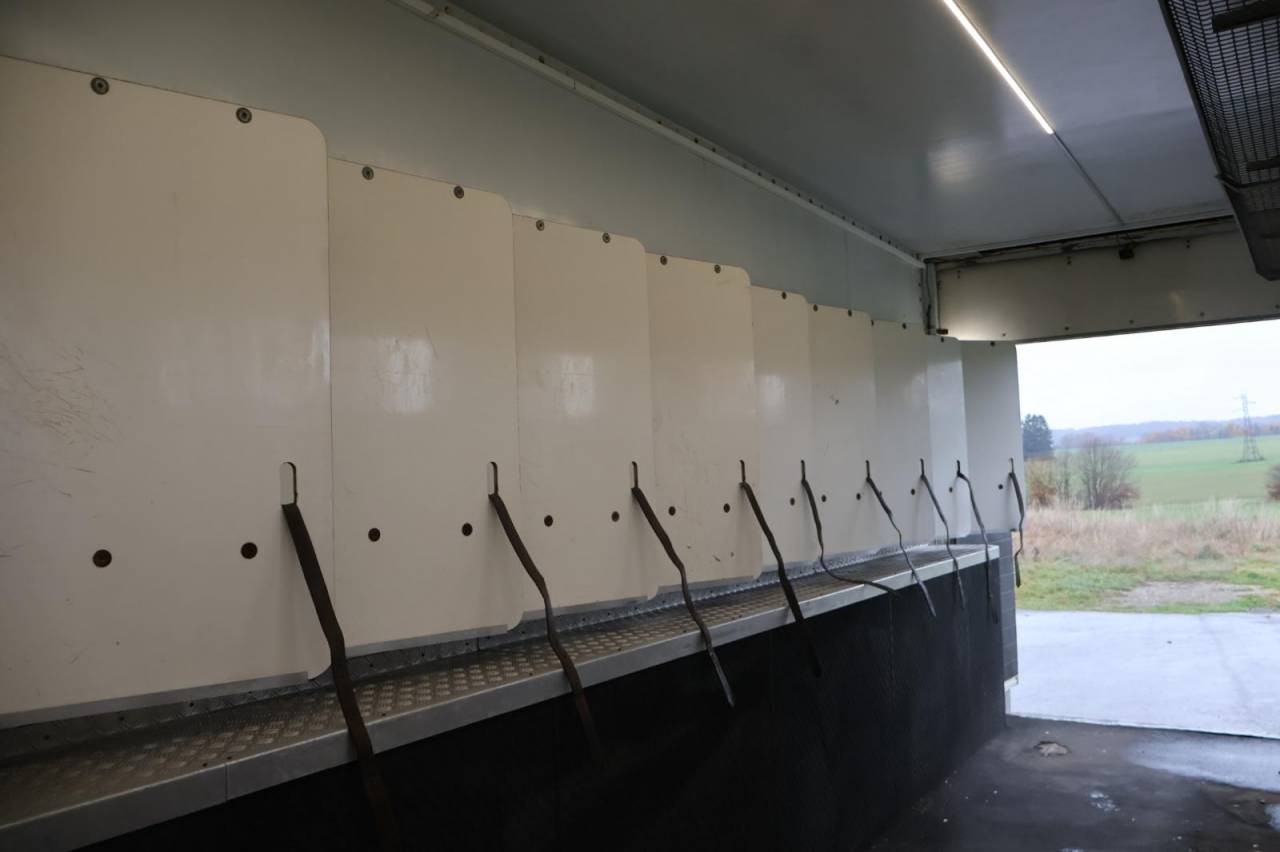 SEMIE REMORQUE 10P-APPARTEMENT LUXE 8P-SCANIA R520 V8