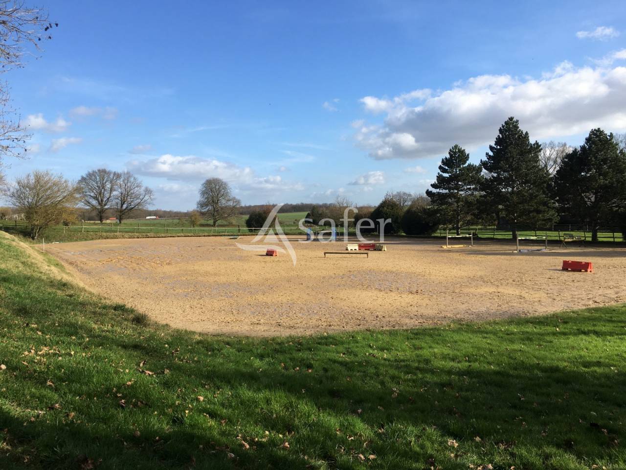 Chevaux de Sport - Haras - Ecuries - Centre Equestre