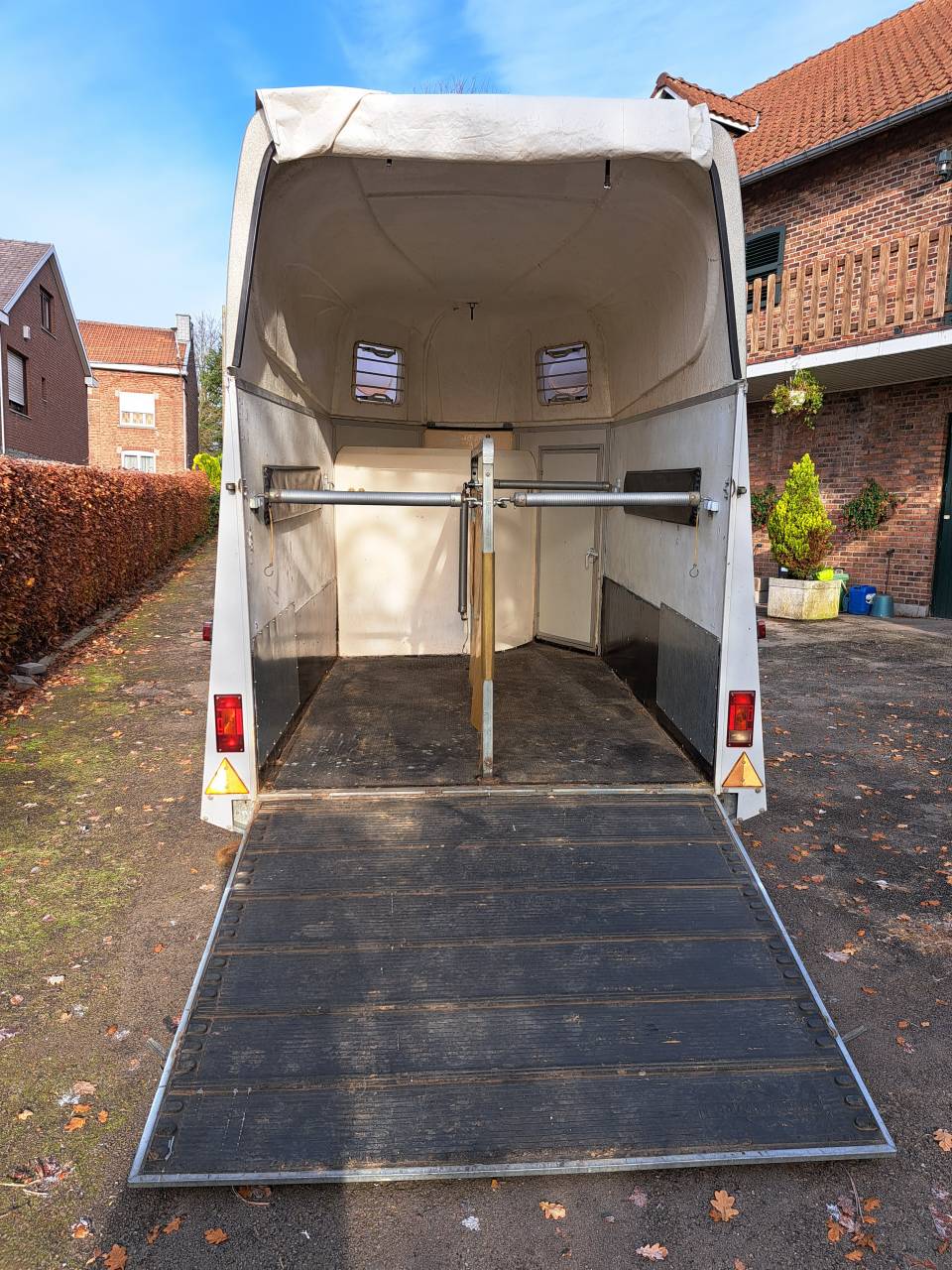 Van Humbaur 2 chevaux