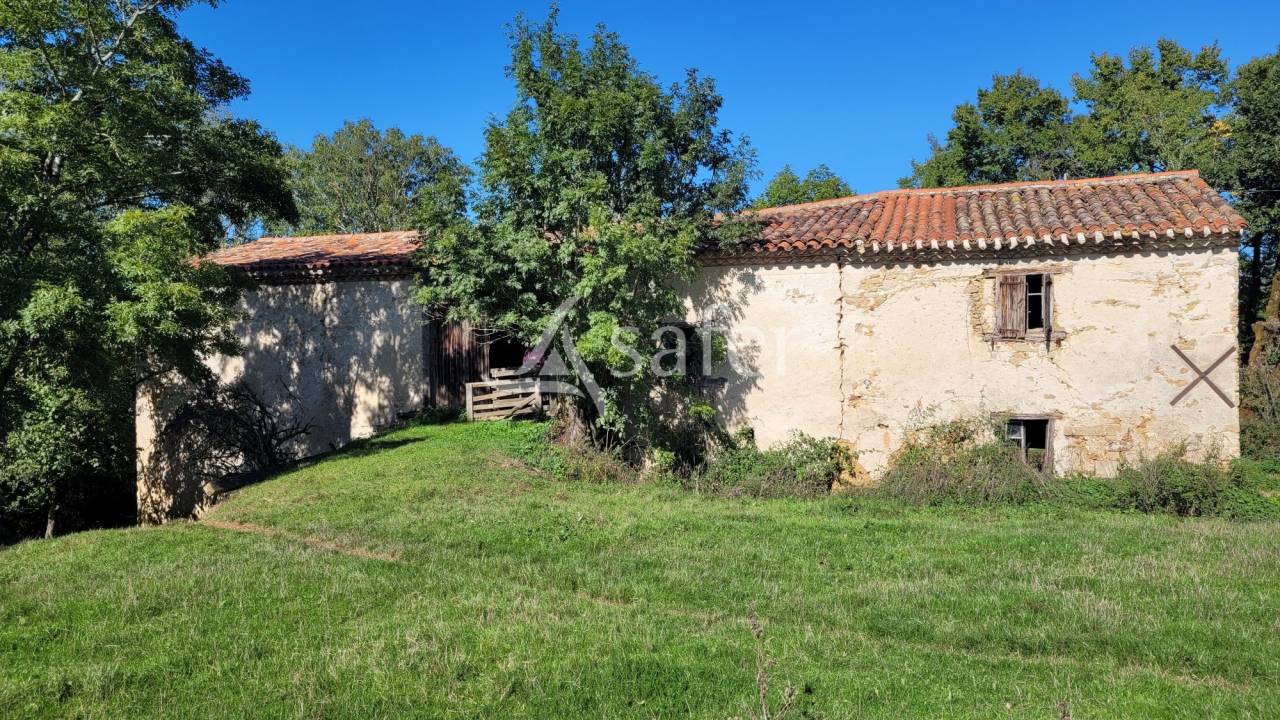 Corps de ferme 18 hectares d'un seul tenant idéal projet éleva