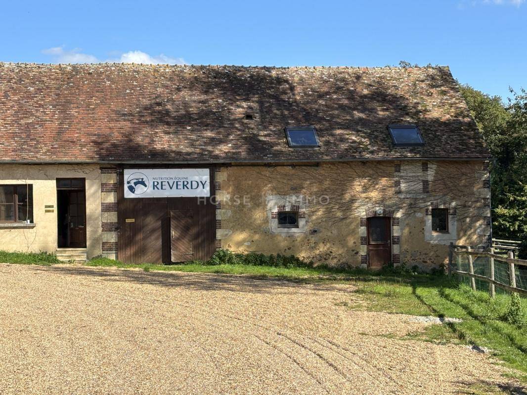 Idéal élevage ou entraînement : domaine équestre 70 ha