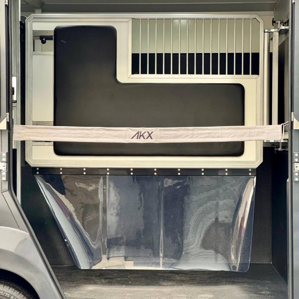 Camion chevaux 2 places stalles tva recup 