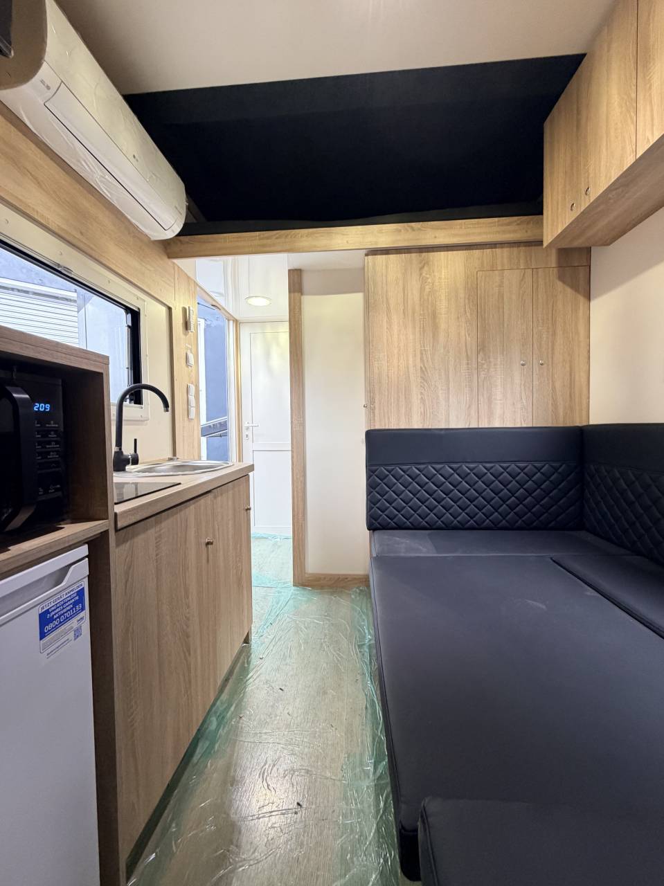 Camion chevaux 7 places home car 