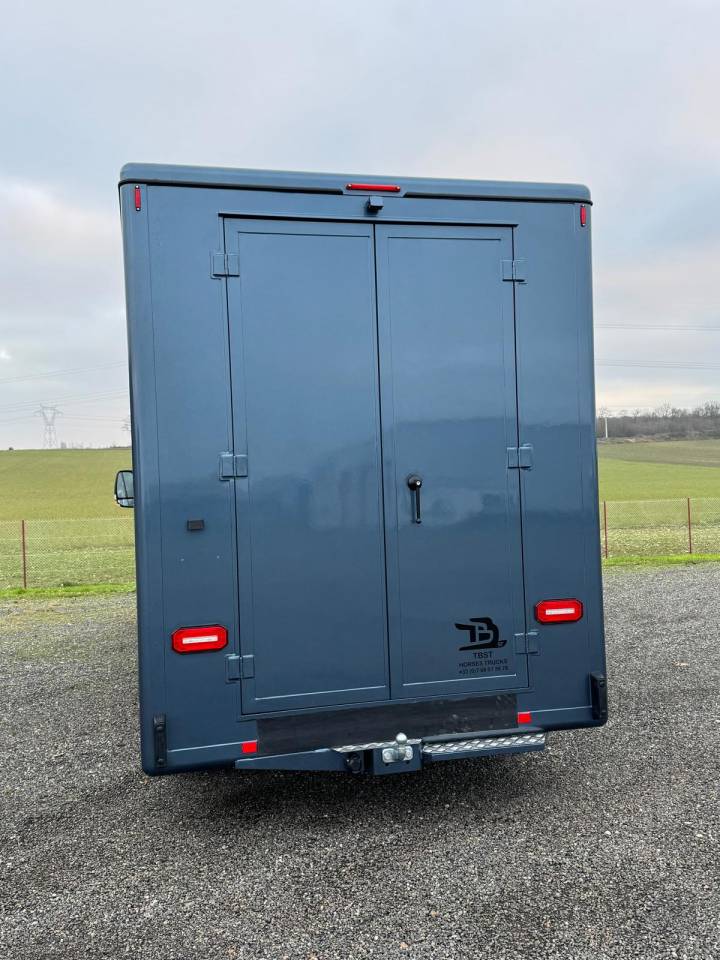 RENAULT MASTER TBST STALLE 5