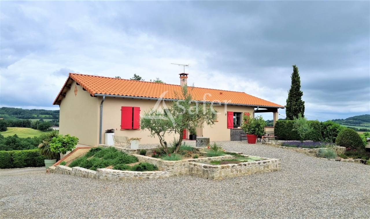 Corps de ferme id&eacute;al &eacute;levage et g&icirc;te 15ha de terres Lavaur