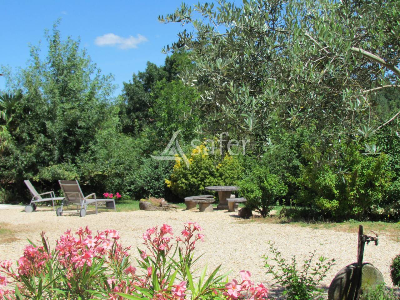Exploitation agricole g&icirc;te 11ha Gaillac Albi Cordes sur Ciel
