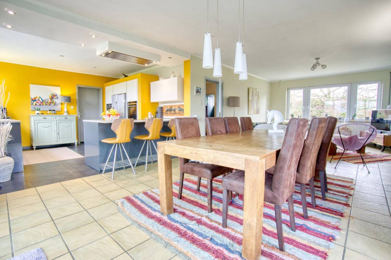 Maison 4 ch. – Piste 800 m2 – poss. + 2,5 Ha 