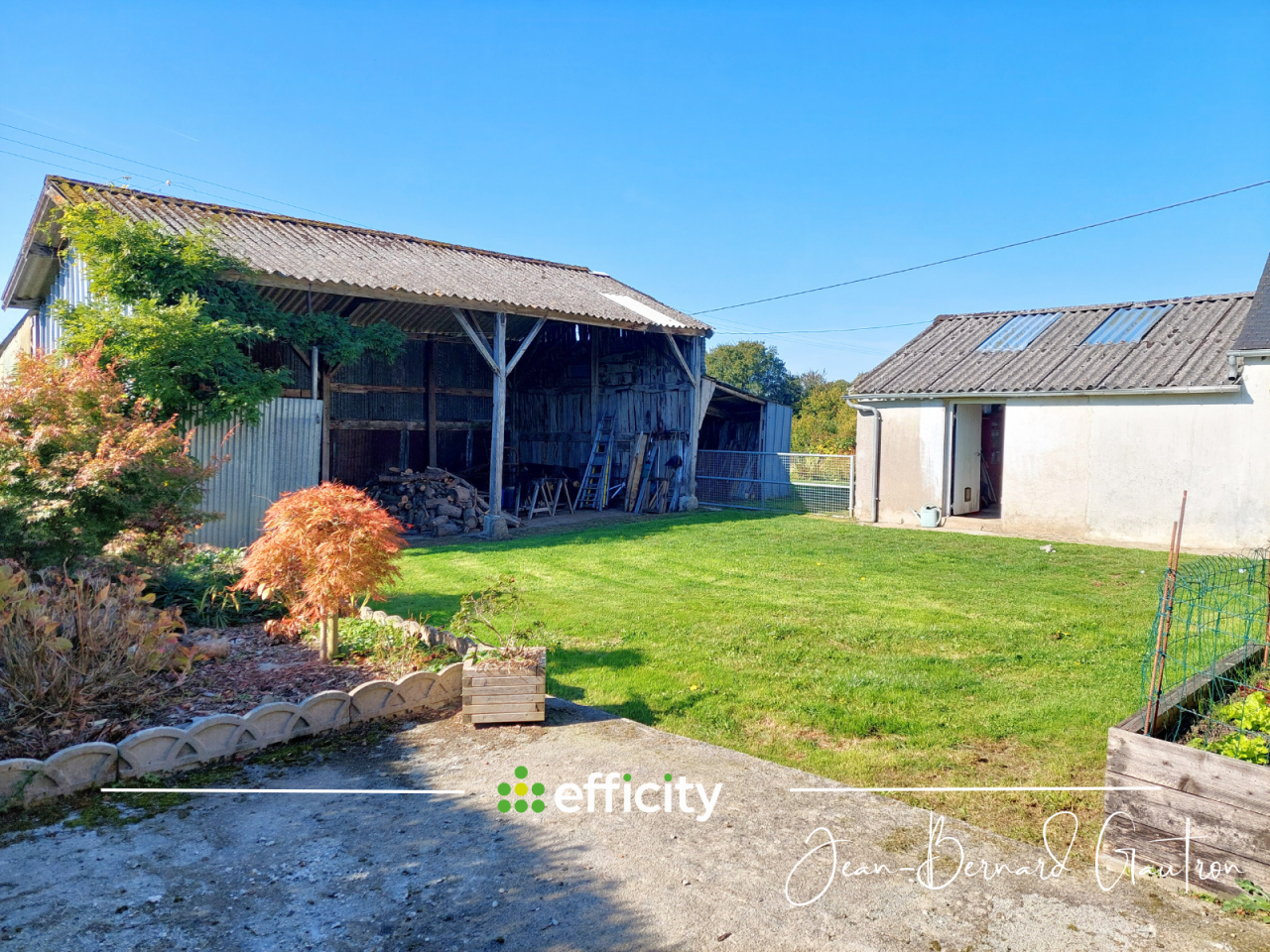 4 PIÈCES - 115.0 m² - MAISON en PIERRE - 4,7 HA