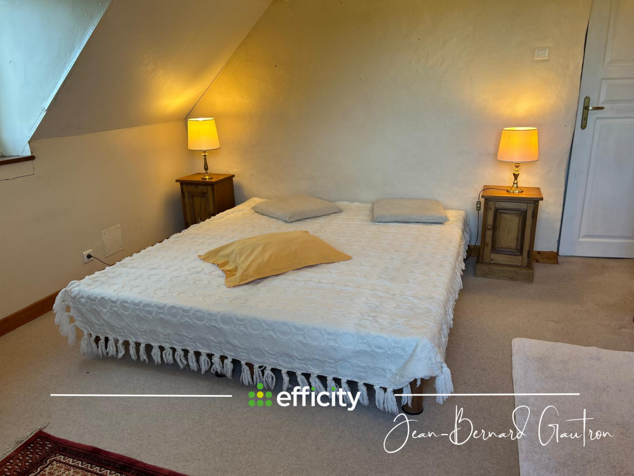  CORPS de FERME - 144 m² - ÉCURIE - CARRIÈRE - 1.87 HA