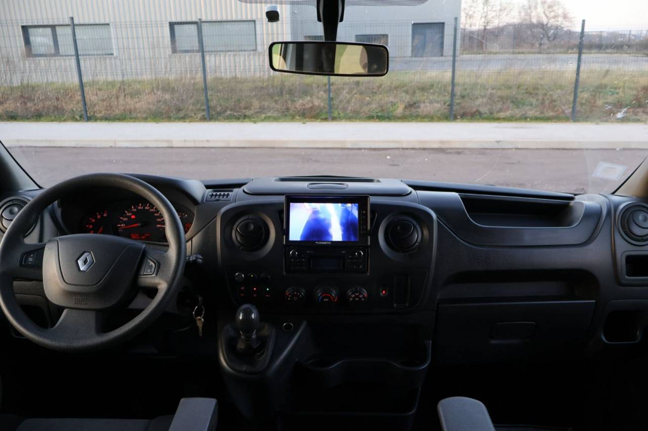 VL MASTER MTM FILOVAN STALLE 5P / VENDU