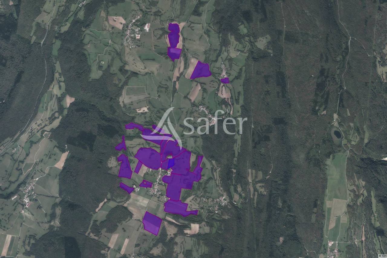EXPLOITATION AOP Comt&eacute; BIO avec 85 HA en vente autour des BATIM