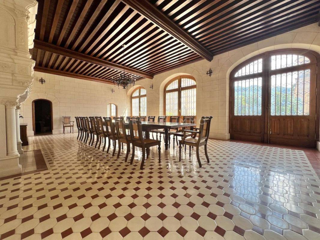 Chateau class&eacute; 130ha