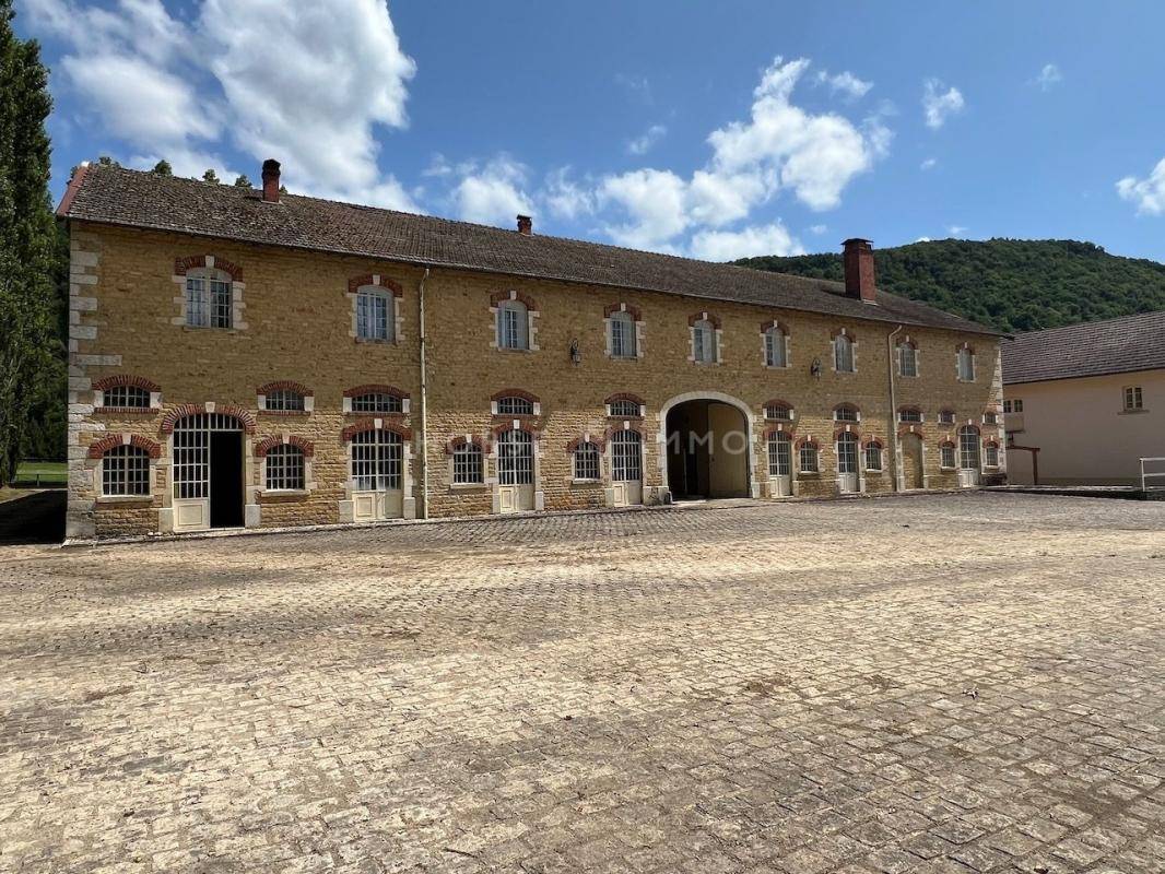 Chateau class&eacute; 130ha