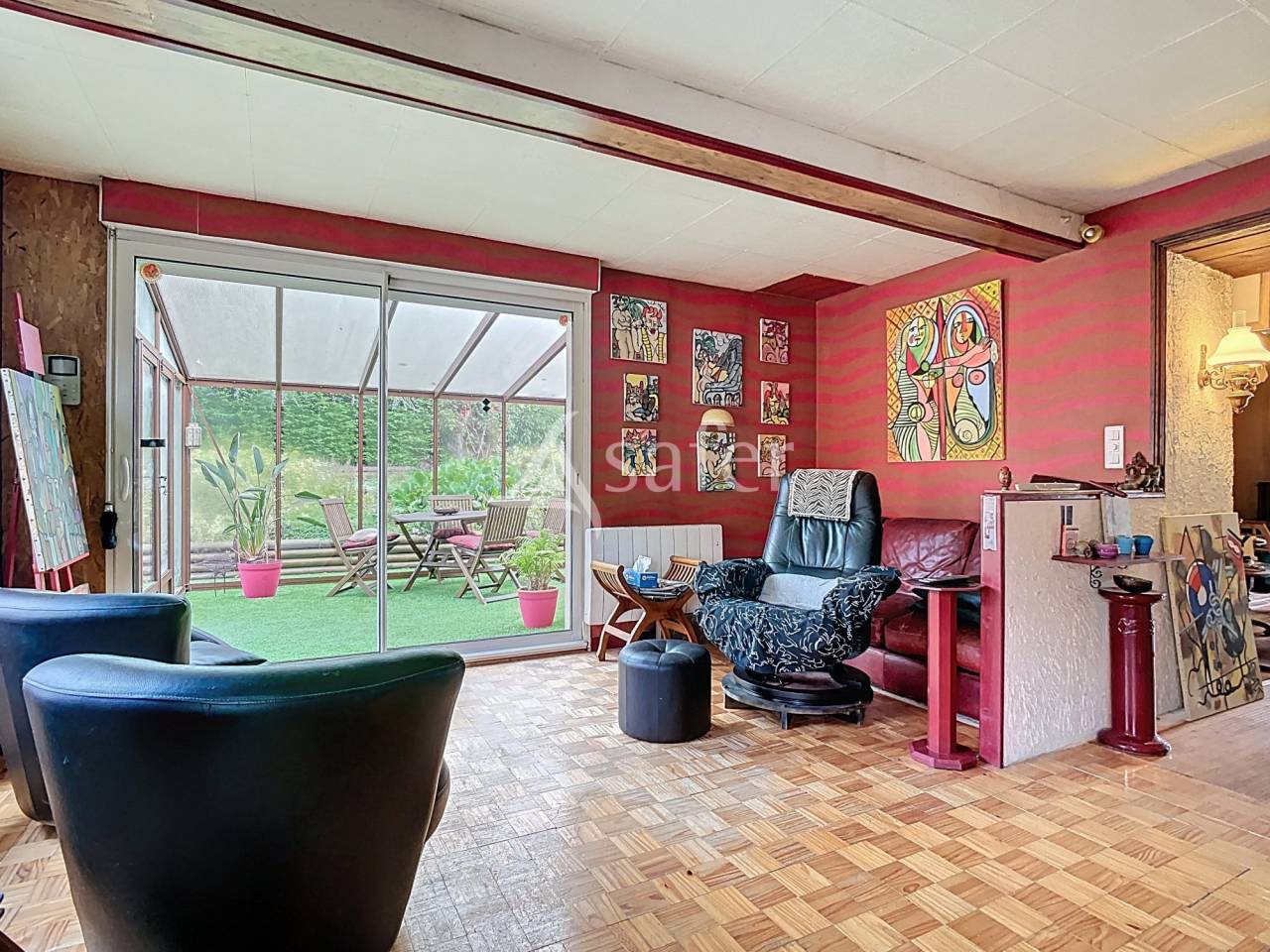 Maison de charme au coeur du bocage vallonn&eacute;, avec vue imprenab