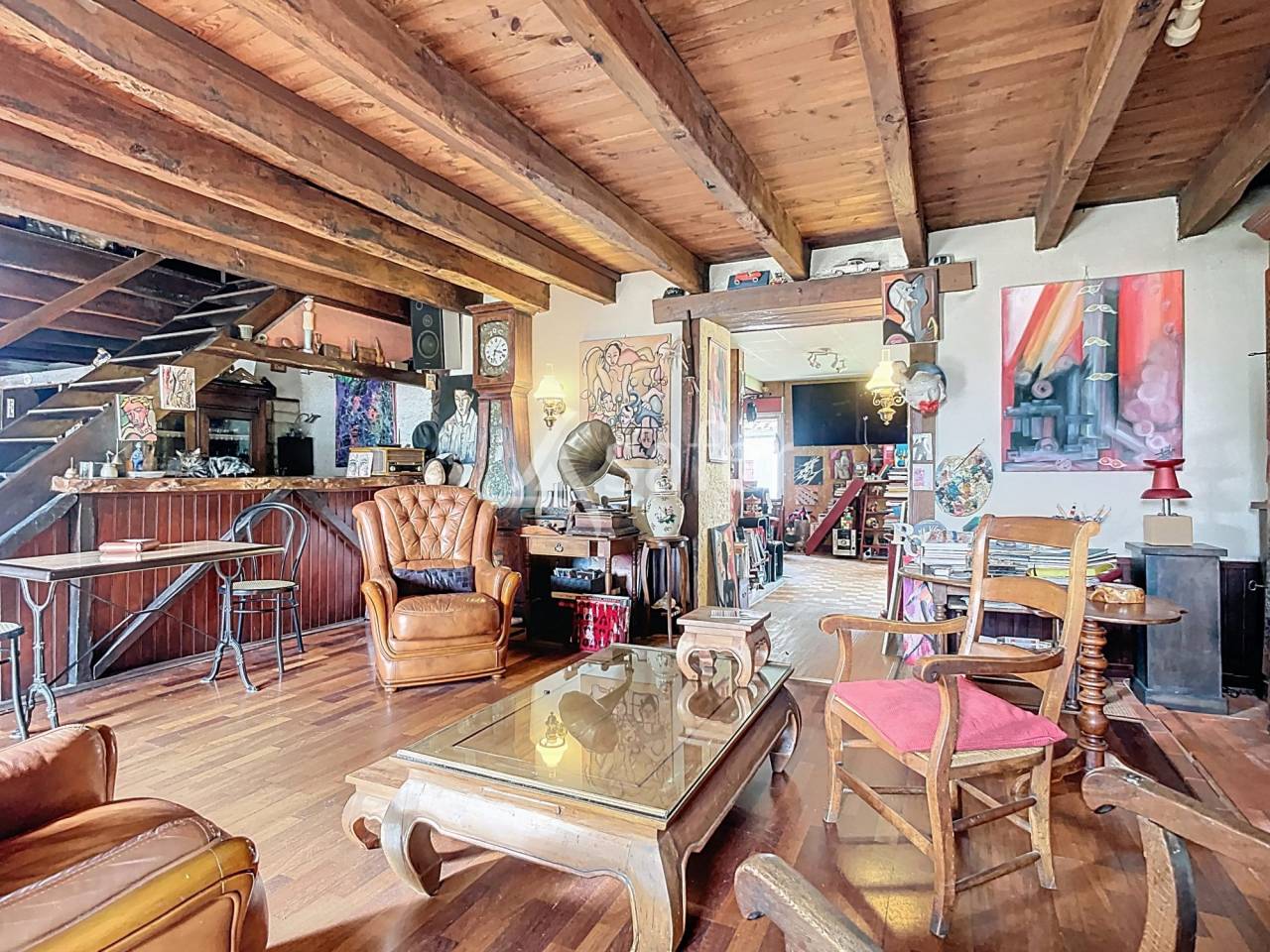 Maison de charme au coeur du bocage vallonn&eacute;, avec vue imprenab