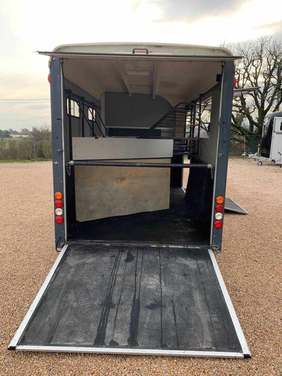 Van occasion 4 places - 2017