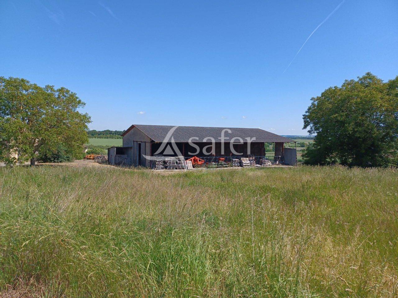 Ancienne Ferme sur 10 ha